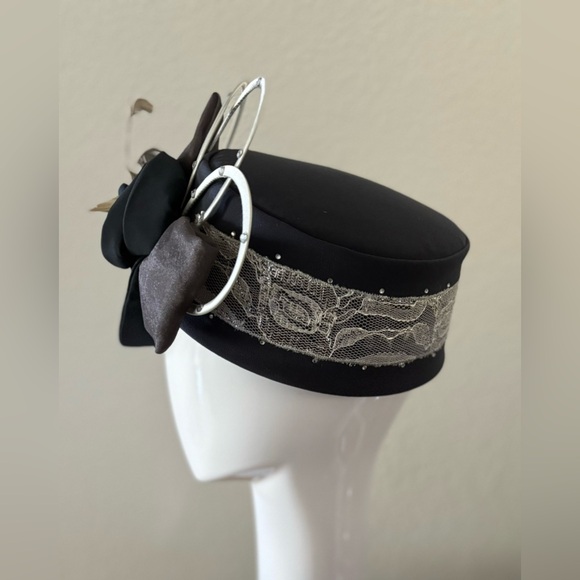 Ben Marc Pill Box Hat with Lace, Feathers and Rhinestone VTG - Picture 4 of 7